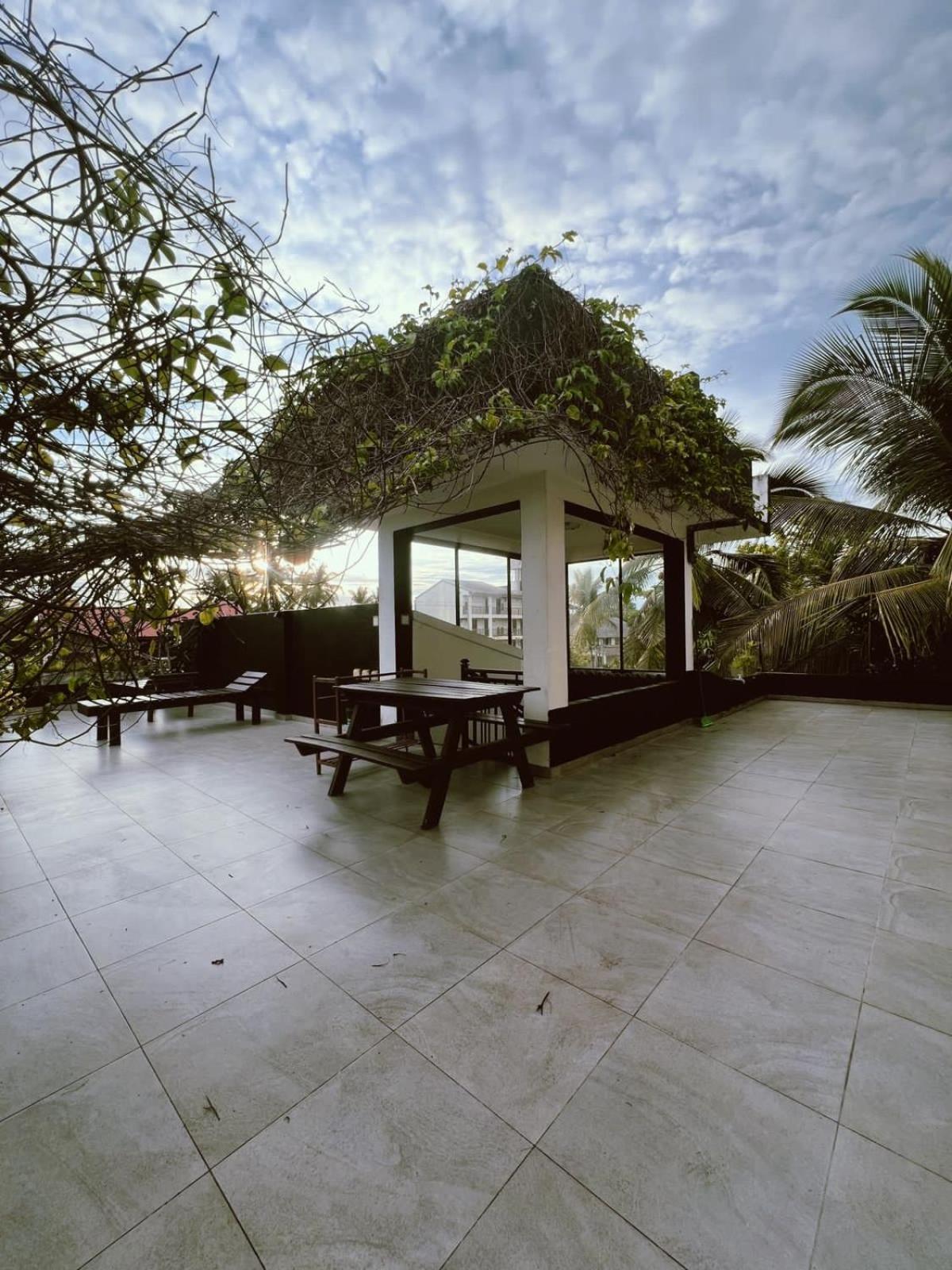 Villa A & A Hikkaduwa Esterno foto