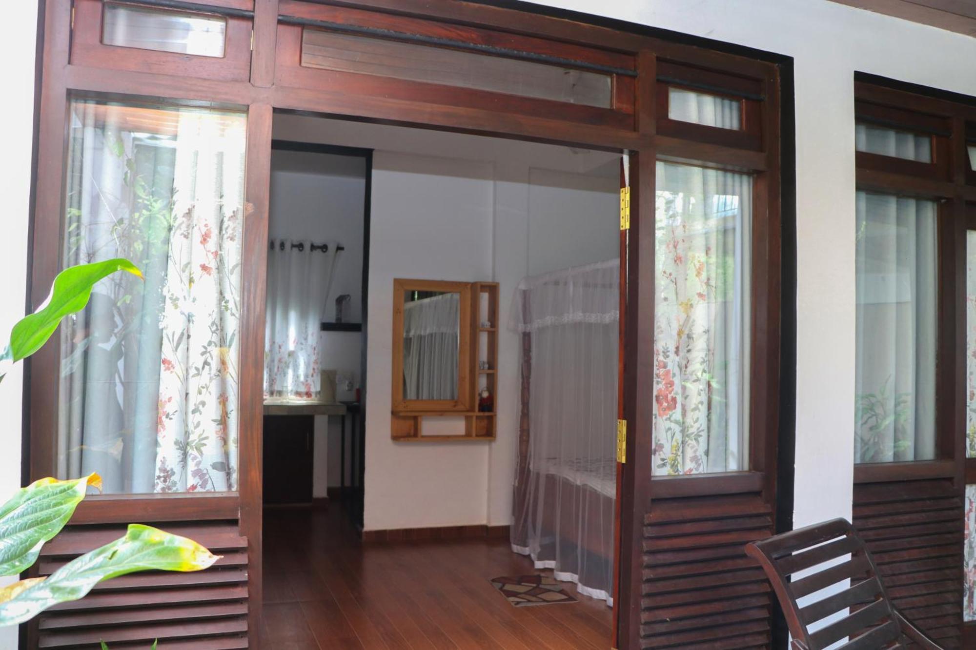 Villa A & A Hikkaduwa Esterno foto